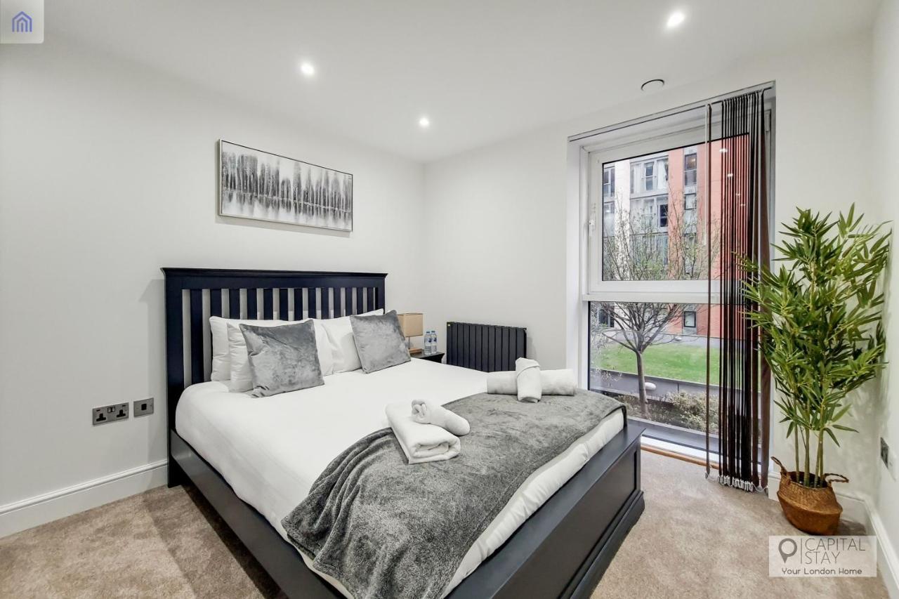 Free Parking - Stylish Three Bedroom Apartment By London Excel エクステリア 写真