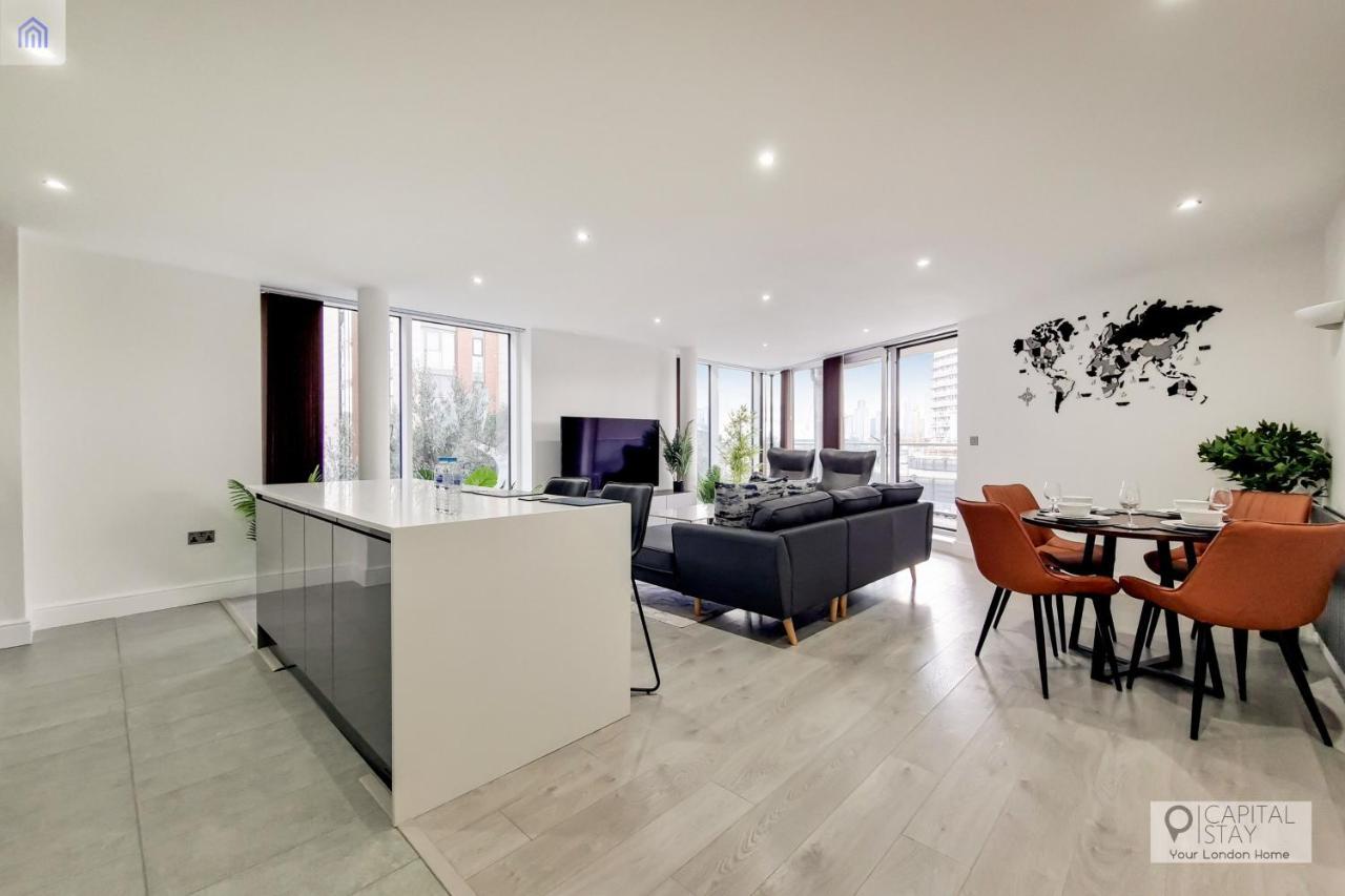 Free Parking - Stylish Three Bedroom Apartment By London Excel エクステリア 写真