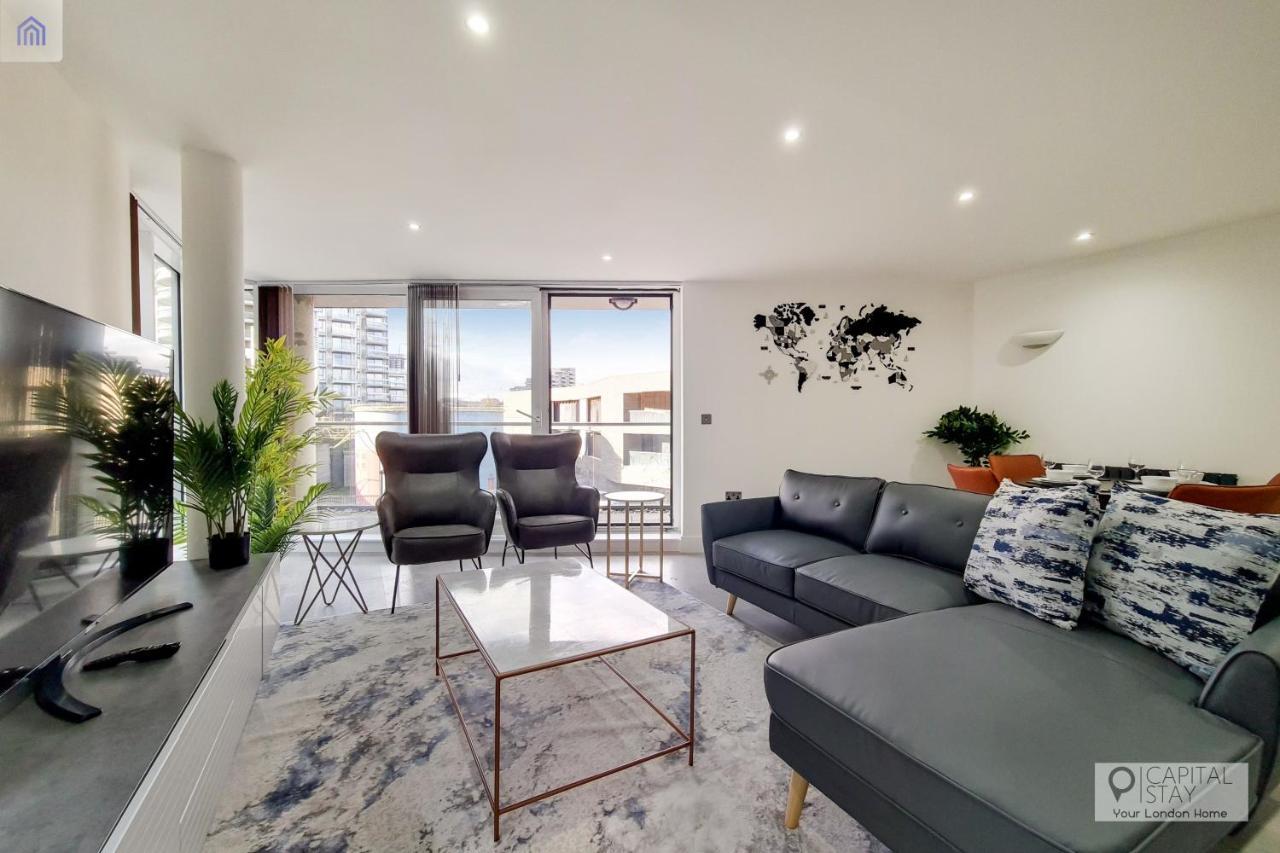 Free Parking - Stylish Three Bedroom Apartment By London Excel エクステリア 写真